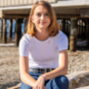 Meet your Posher, Alyson